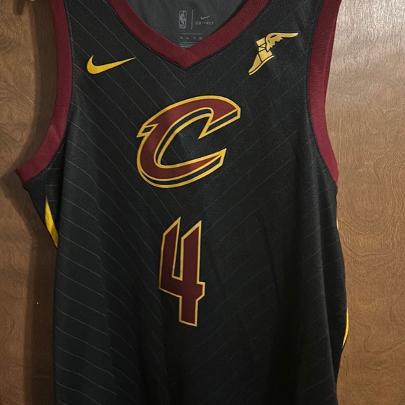 Cavaliers nba jersey - Picture 1 of 8